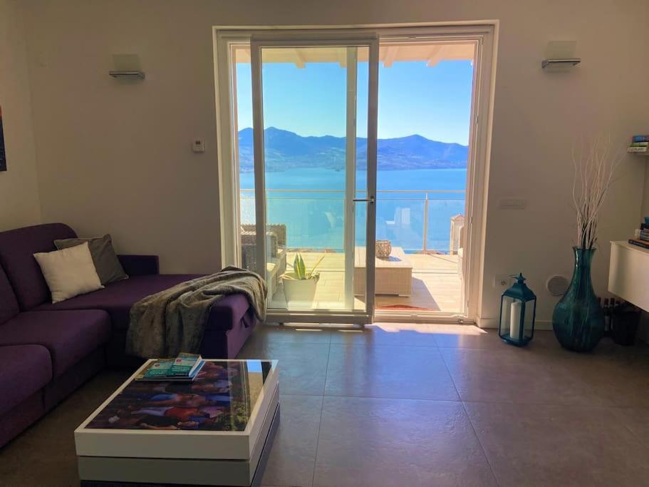 Piccolo Paradiso Vista Lago Con Piscina Privata Riva di Solto Eksteriør billede